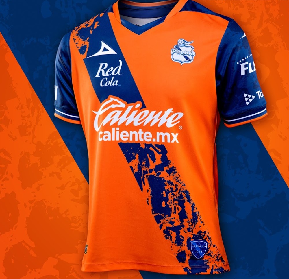 Puebla Away 22/23